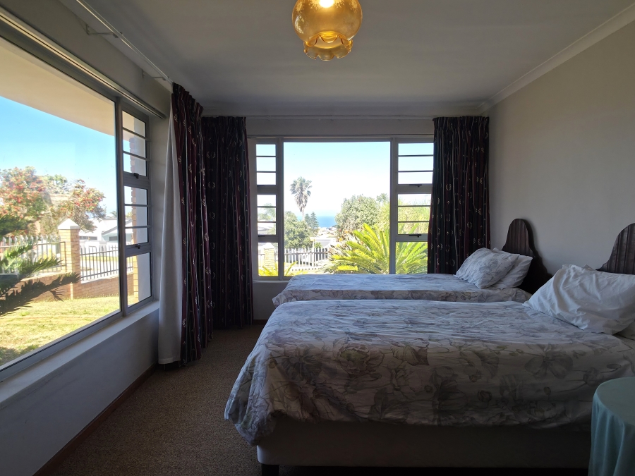 4 Bedroom Property for Sale in Noorsekloof Eastern Cape